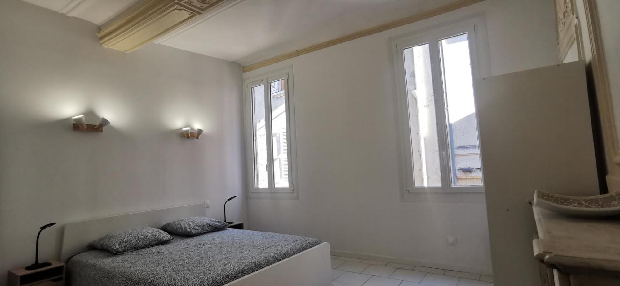 Appartements Et Studio Renoves En 2022, Intra Muros Avignon Extérieur photo