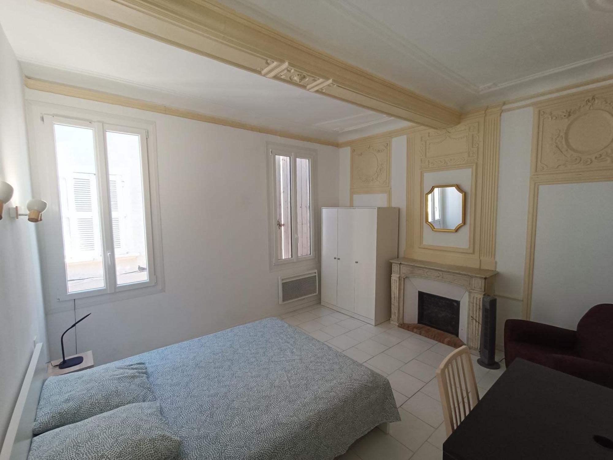 Appartements Et Studio Renoves En 2022, Intra Muros Avignon Extérieur photo